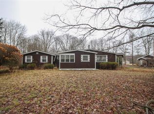 799 Collar Price Rd NE, Brookfield, OH 44403