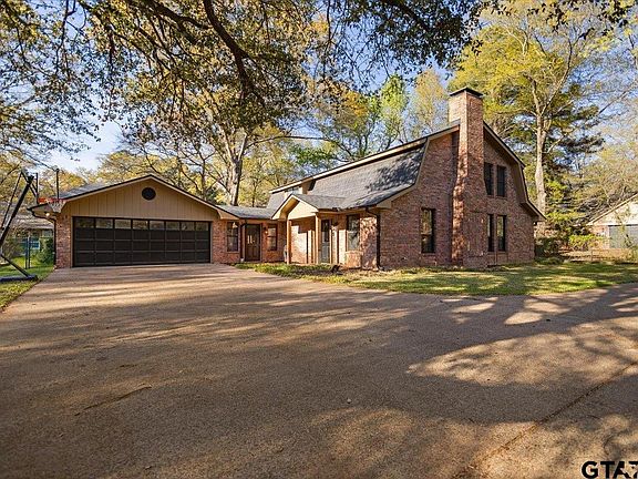 4th image of 1635 Meadowlark Ln