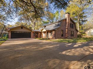 1635 Meadowlark Ln, Hideaway, TX 75771