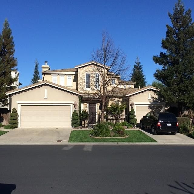 1st image of 4564 Spyglass Dr