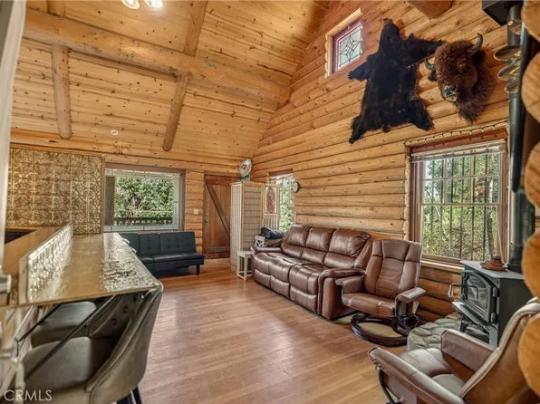 15916 Zurich Way, Pine Mountain Club, CA 93222