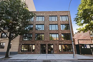 368 Gates Avenue in Bedford-Stuyvesant