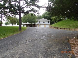 10245 SE 32nd Rd, Saint Joseph, MO 64507