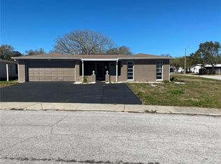 1829 Sprint Ln, Holiday, FL 34691