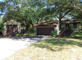 2430 Sweetwater Dr, Fort Pierce, FL 34981