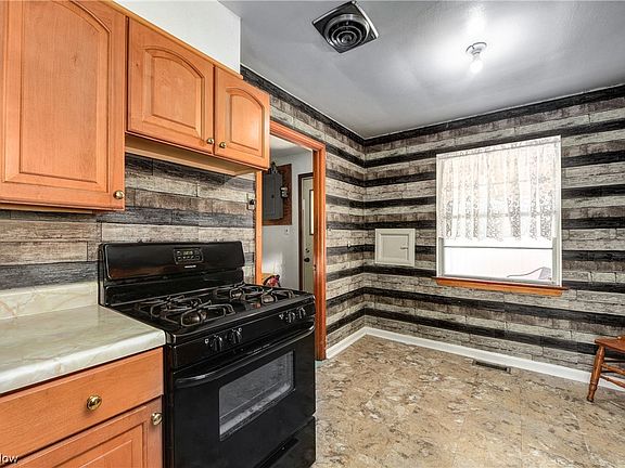 4th image of 4208 Fulton Pkwy