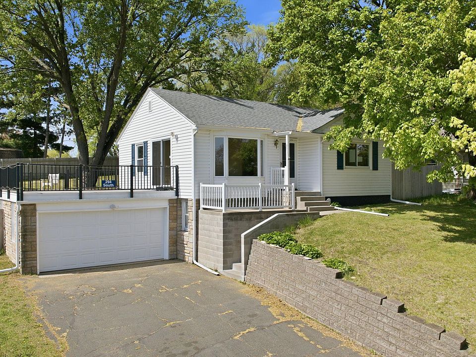 1st image of 294 McCarrons Blvd S