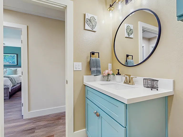 2nd floor shared bath sink