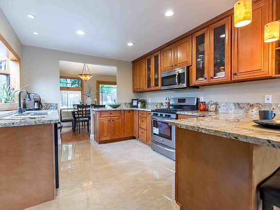 5th image of 6535 Camden Ave