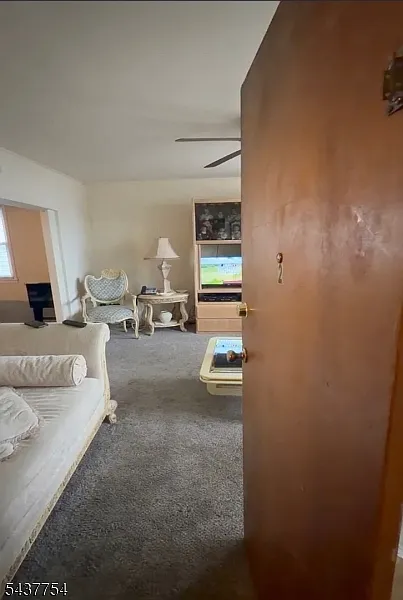 2 bed, 1.0 bath, $1,950 — Photo 4