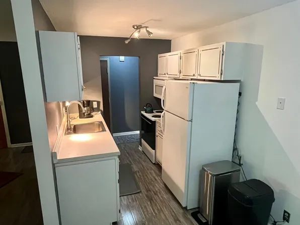 12982 Nicollet Ave APT 201, Burnsville, MN 55337