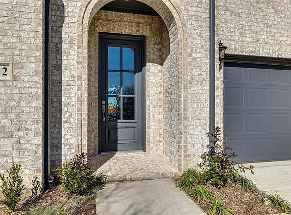 4th image of 1812 Firefly Dr