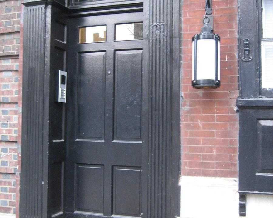 2nd image of 1302 Pine St #3R