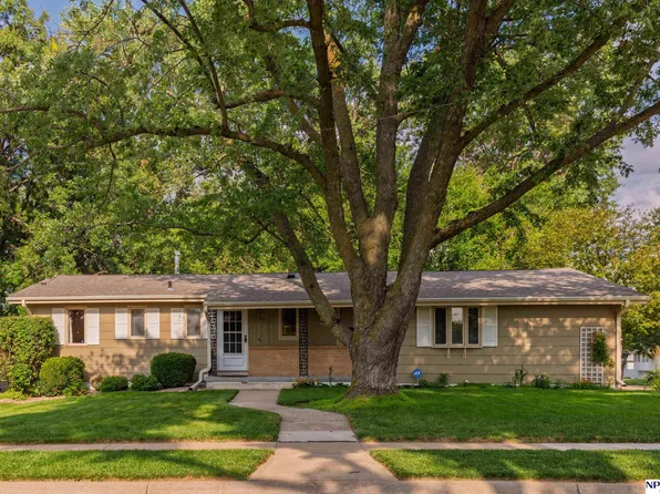 2335 S 125th Ave, Omaha, NE 68144