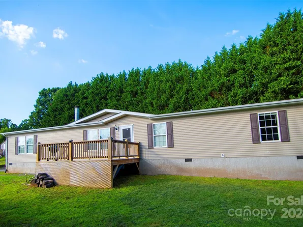 11 Misty Ln, Candler, NC 28715