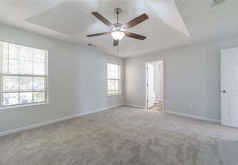2716 Lake Park Rdg E — Photo 27