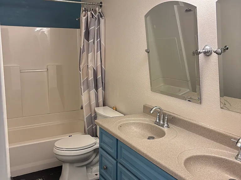 1417 Matterhorn Way — Photo 16
