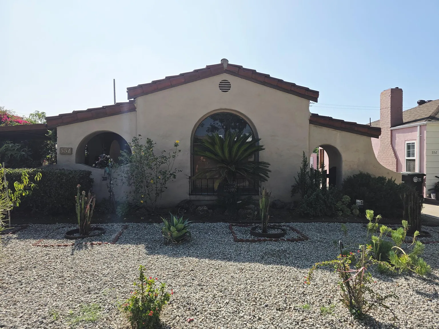 3 bed, 2.5 bath, 2100 sqft, $5,000 — Photo 2