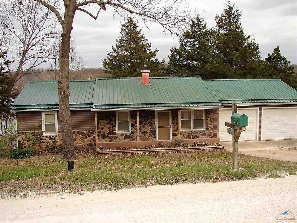 2nd image of 32062 Branch Ave