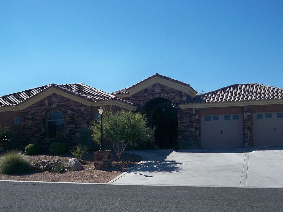 1st image of 2247 Mesa Dr