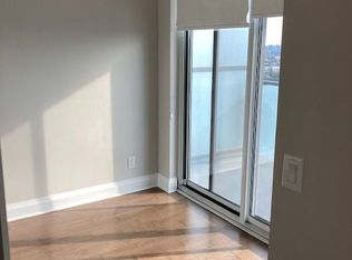 65 Saint Mary St #2107, Toronto, ON M5S 0A6