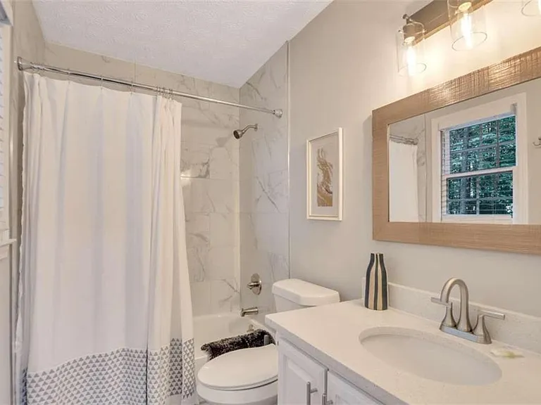 6340 McCollum Ln — Photo 19