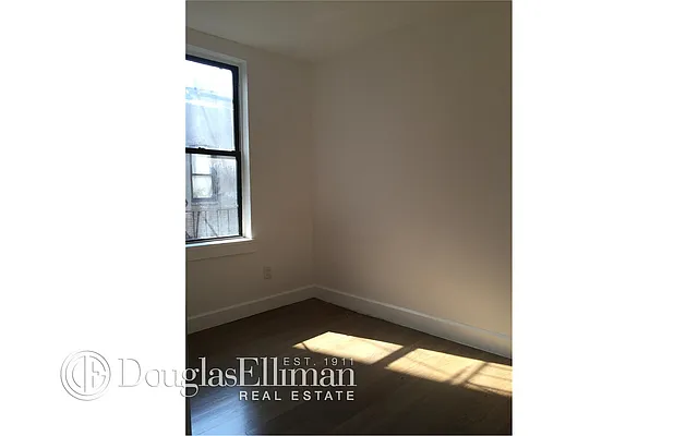 Rented by Douglas Elliman | media 27