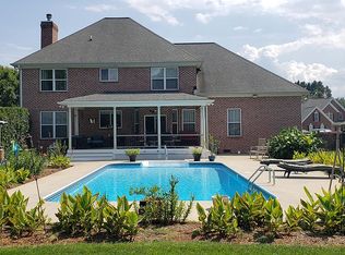 111 Mandarin Dr, Mooresville, NC 28117