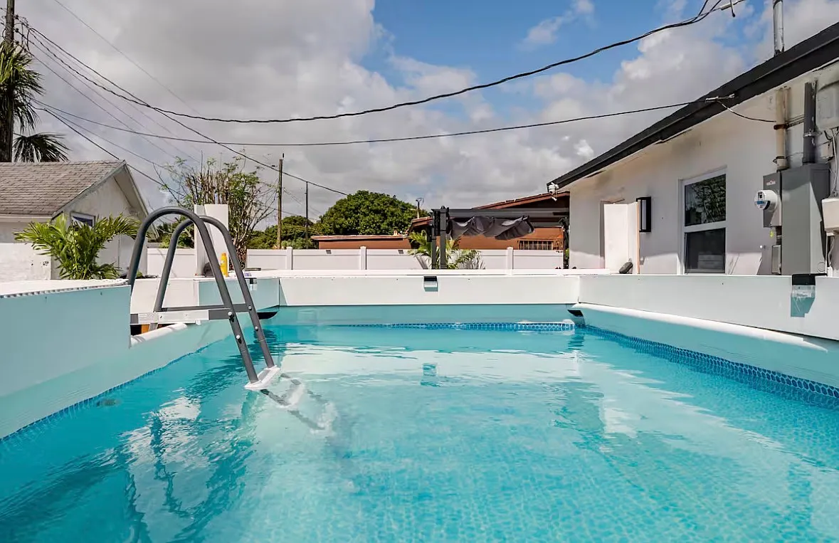 NW 21st St, Pompano Beach — Photo 2