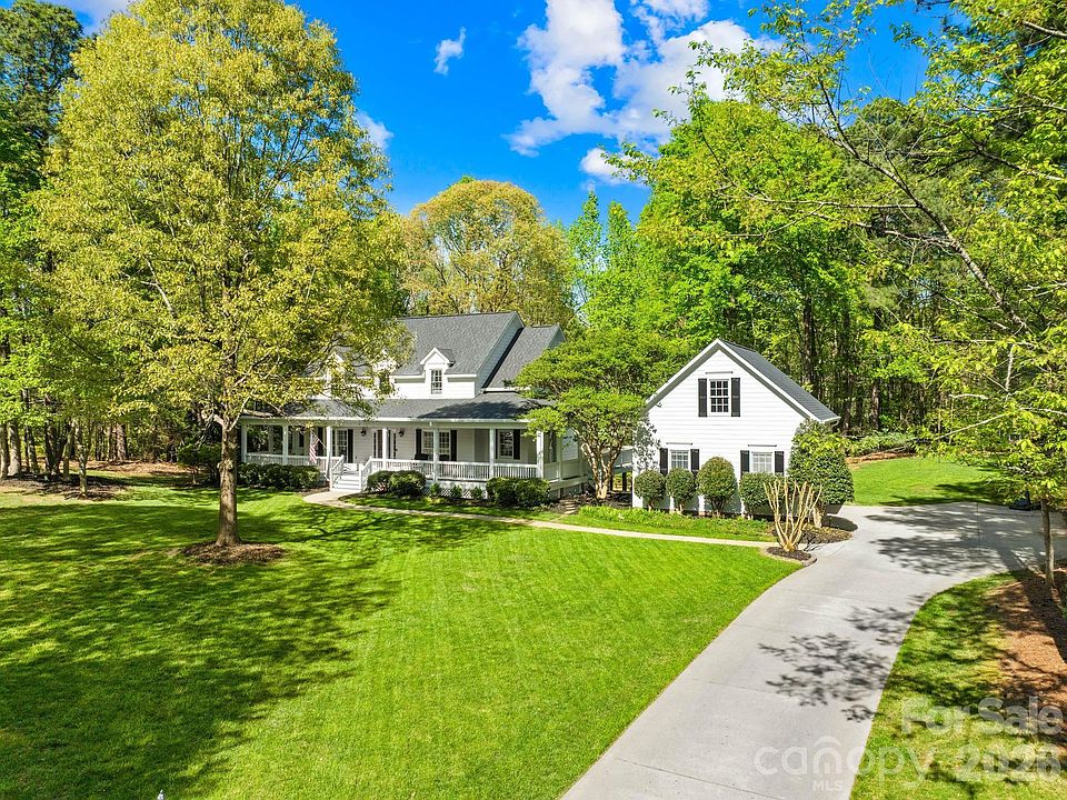 1st image of 8830 Bluestone Bay Ct