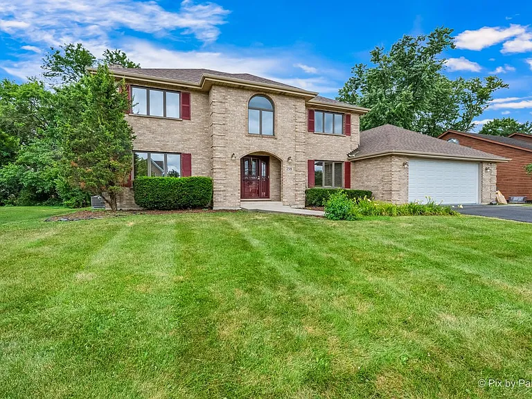 458 Cove Dr — Photo 3