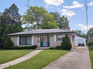 1905 81st St, Kenosha, WI 53143