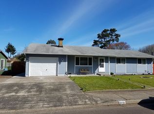 2131 16th St, Florence, OR 97439