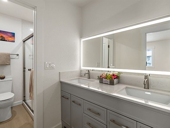 5th image of 2 Balsam Court UNIT 2