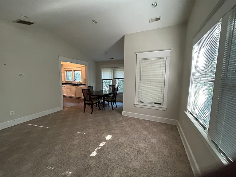 104 Franklin St #104 — Photo 8