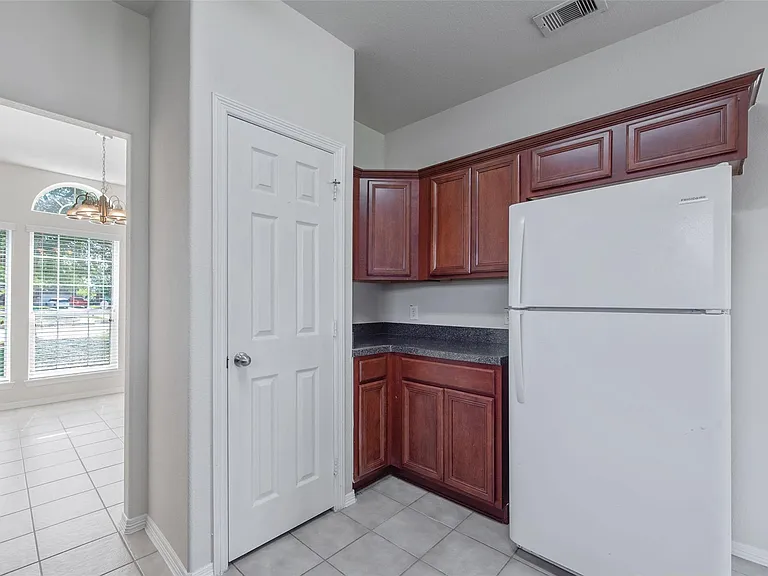 131 Sunset Falls Dr — Photo 16