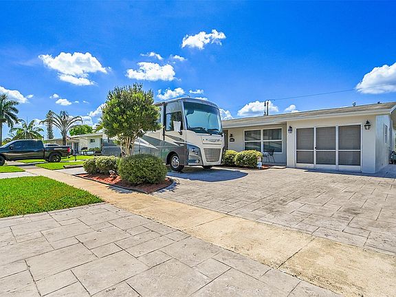 2nd image of 9060 NW 25th Street