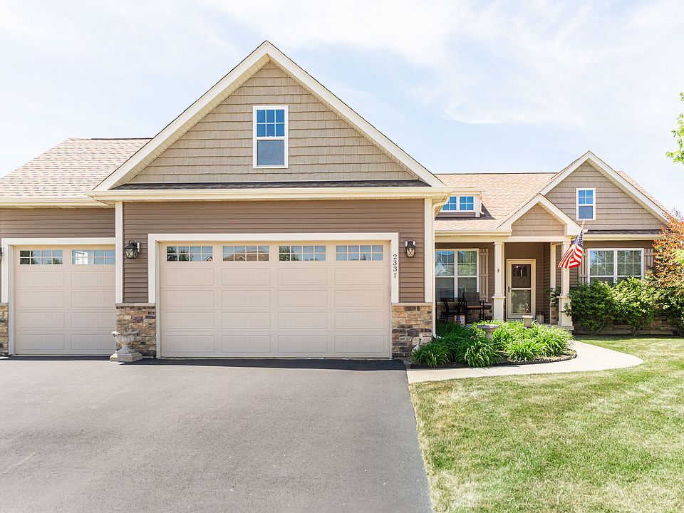 1st image of 2331 Coventry Cir S