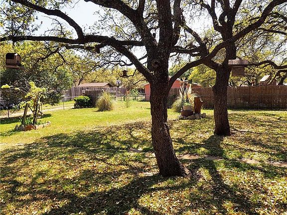 5th image of 1606 Campa Dr