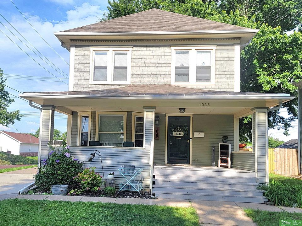 1st image of 1028 N Platte Ave