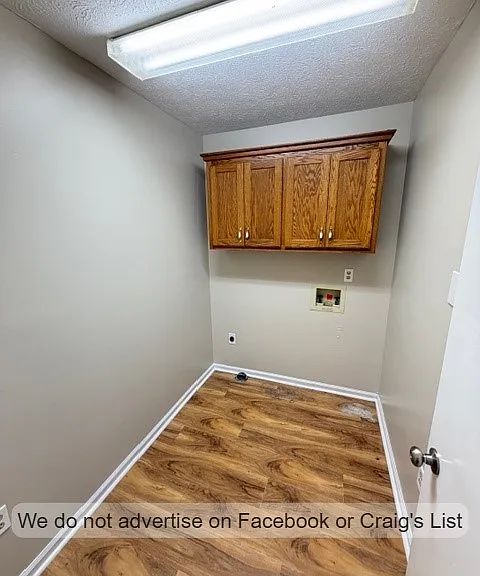 539 Crooked Creek Ct — Photo 3