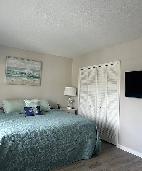 680 71st Ave #9 — Photo 8