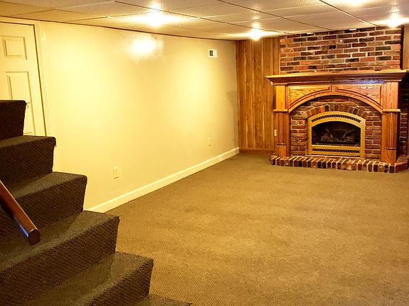 4th image of 602 Chestnut St