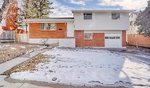 1601 Newcastle St Photo 1