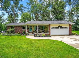 3212 Trotter Rd, Barberton, OH 44203