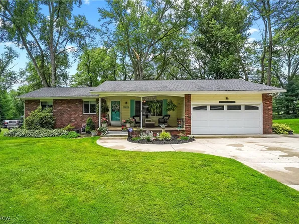 3212 Trotter Rd, Barberton, OH 44203