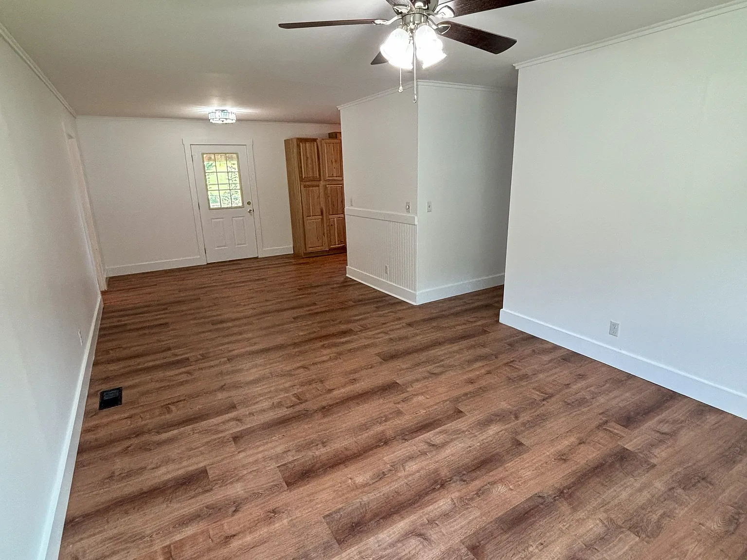 3BR/1.5BA Home on Cedar Valley Blvd — Photo 2