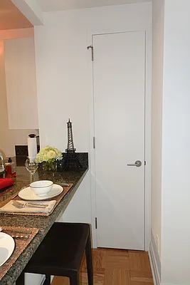 Rented by Carnegie Hill Place | media 36