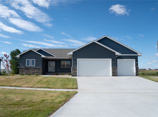 2894 50th St, Marion, IA 52302