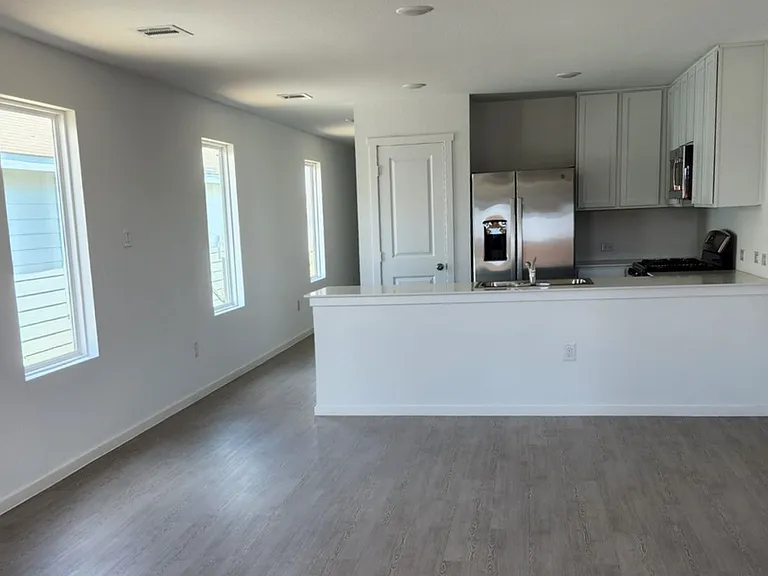 7625 Aston Peak — Photo 6